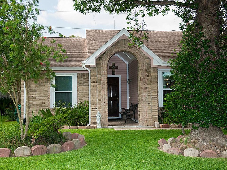 1st image of 19323 Misty Cove Dr