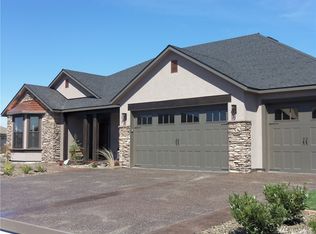 501 S Astor Loop NE, Moses Lake, WA 98837