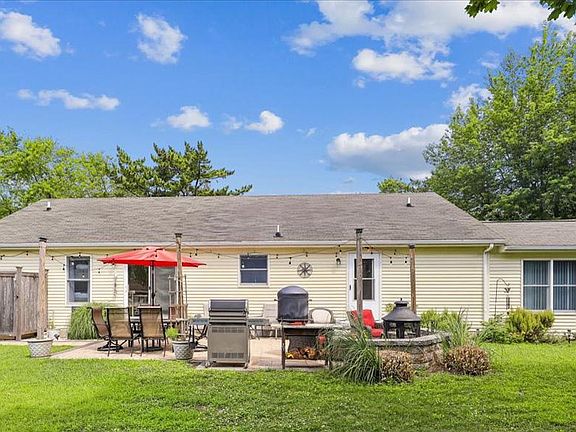 4th image of 736 Hickman Dr