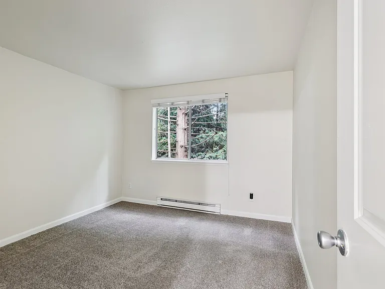 Campbell Run Apartments — Photo 40