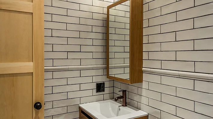 Rented by Nooklyn NYC LLC | media 39