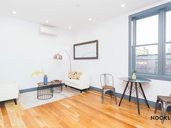 2nd image of 376 Bedford Ave #3P
