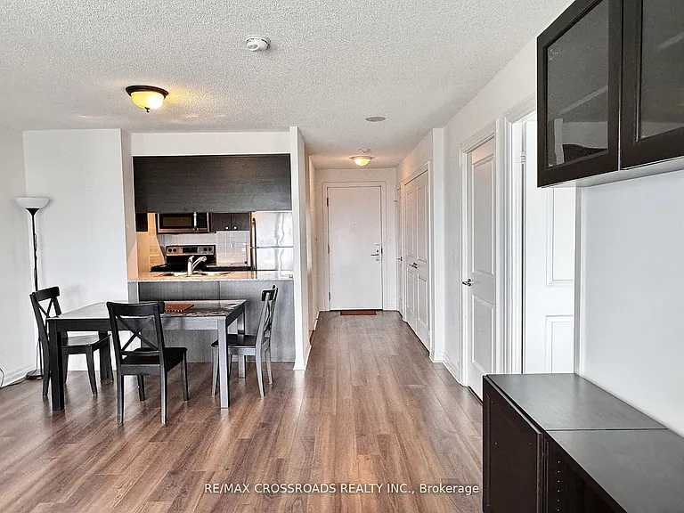 2015 Sheppard Ave E #3510 — Photo 4