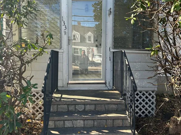 133 State Rd, 133 State Rd #2, Kittery, ME 03904