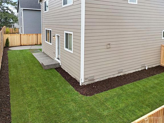 4th image of 2852 180th Street Ct E