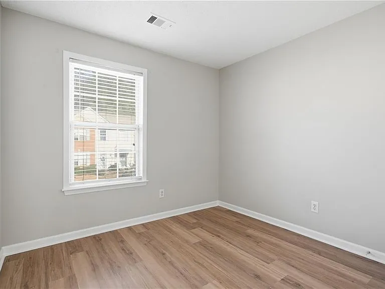 4645 Valais Ct #77 — Photo 18