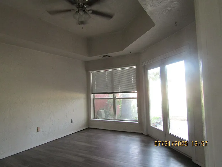 501 NW Fairway Villas Dr — Photo 10
