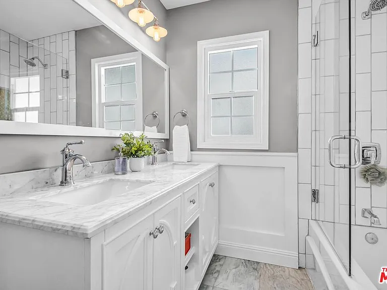 12233 Malone St — Photo 15