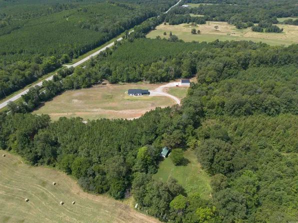 9 Gregg Ln, Perry, AR 72125