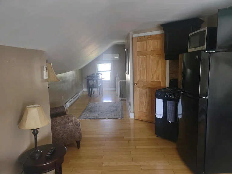 472 Prairie Ave #3 — Photo 4