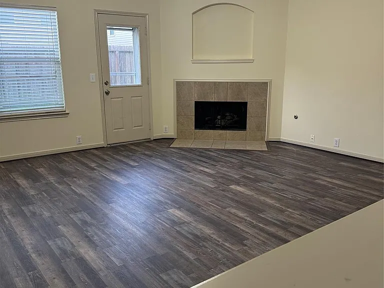 2842 Sandberry Dr — Photo 12