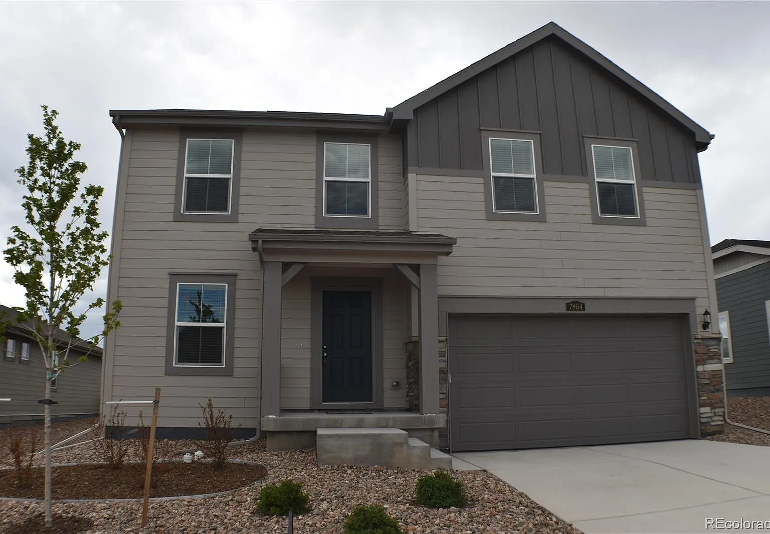 4 bed, 2.5 bath, 2201 sqft, $3,250 — Photo 1