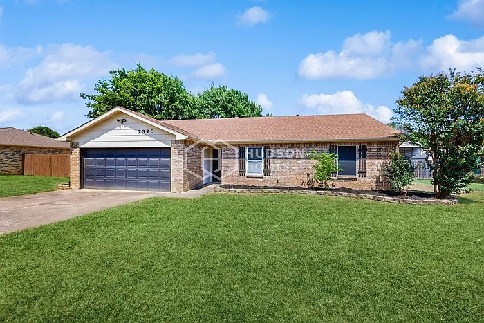 7320 Windhaven Rd — Photo 3