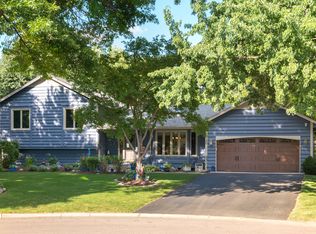10130 48th Pl N, Plymouth, MN 55442