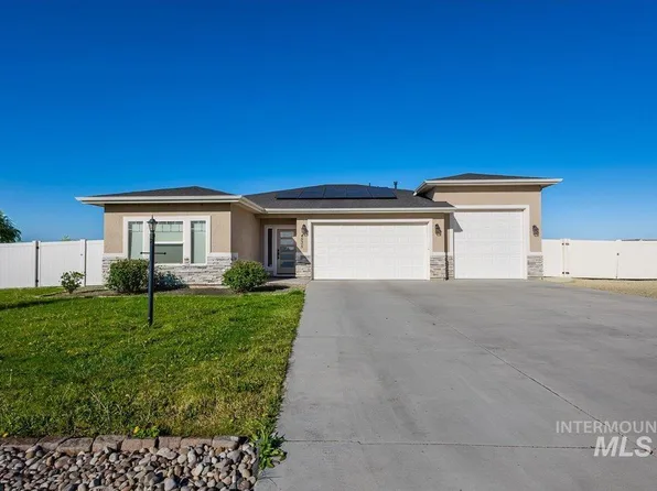 4535 NW Purple Sage Cir, Mountain Home, ID 83647