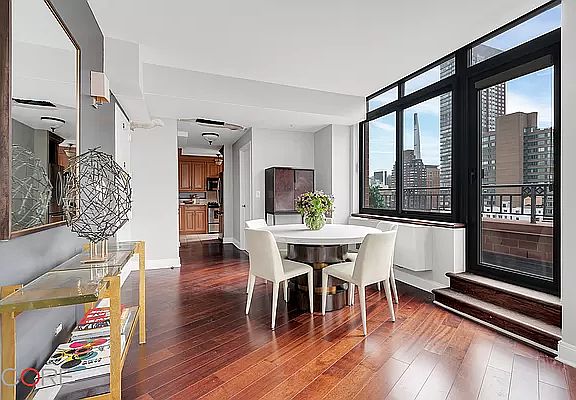 5th image of 155 W 70th St #4B