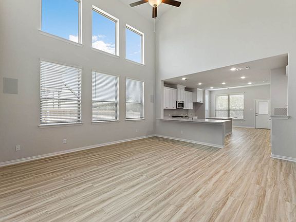 5th image of 31223 Myers Haven Ln