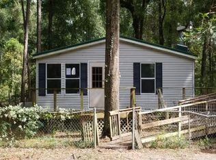 1914 256th St #O, O'Brien, FL 32071