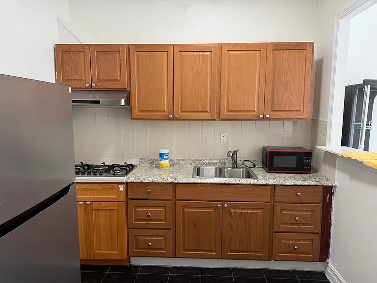6031 55th St #2R — Photo 5