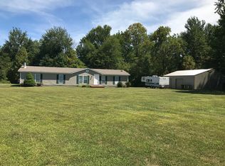 1585 S Us Highway 421, Versailles, IN 47042