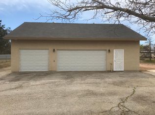14969 Mission St, Hesperia, CA 92345