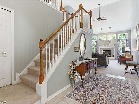 3rd image of 15220 Chestnut Oak Ln