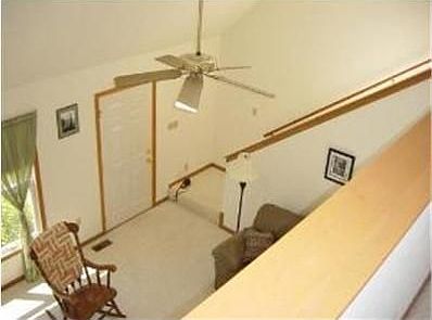 4th image of 548 Knolls St W