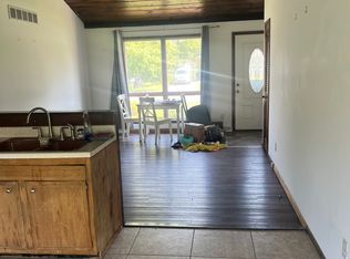 325 Crestline Ct, Lowell, IN 46356