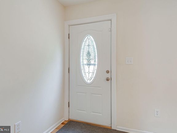 3rd image of 1512 Mallard Pl