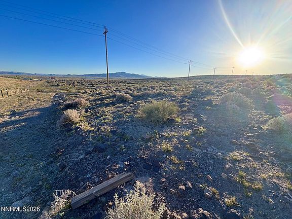 2nd image of 1725 Highway 95a