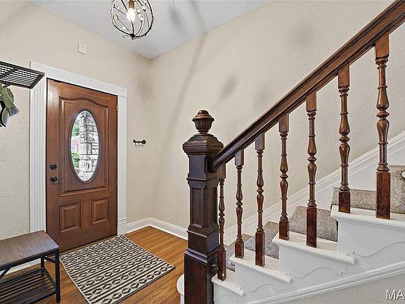 3rd image of 1219 Childress Ave