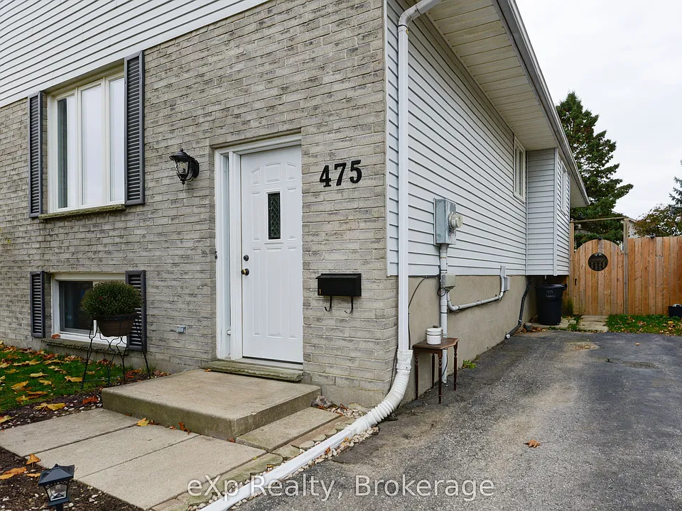 475 Admiral Dr #LOWER