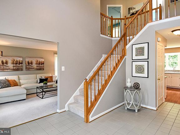 5th image of 5223 Ellicott Ct