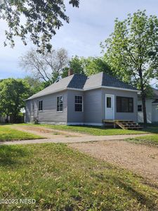 610 3rd St SE, Watertown, SD, 57201