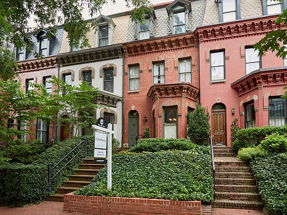 2nd image of 2013 N St NW