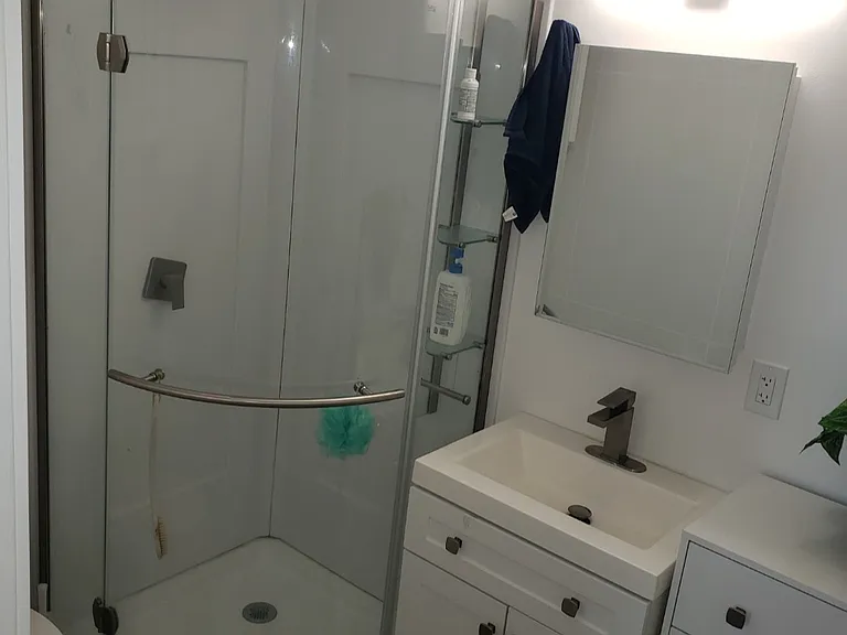 237 S Clementine St #8 — Photo 10