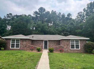 1014 Glenmore Dr, Columbia, MS 39429