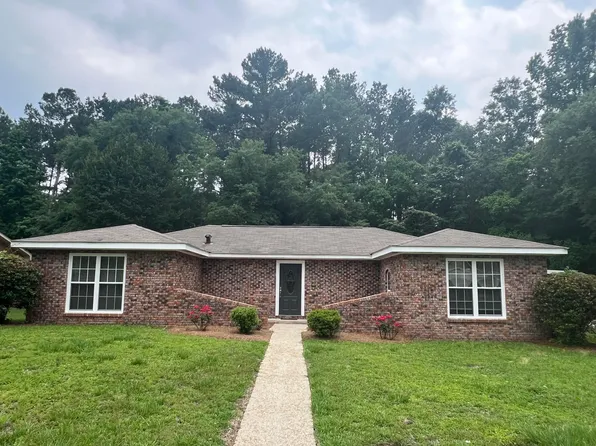 1014 Glenmore Dr, Columbia, MS 39429