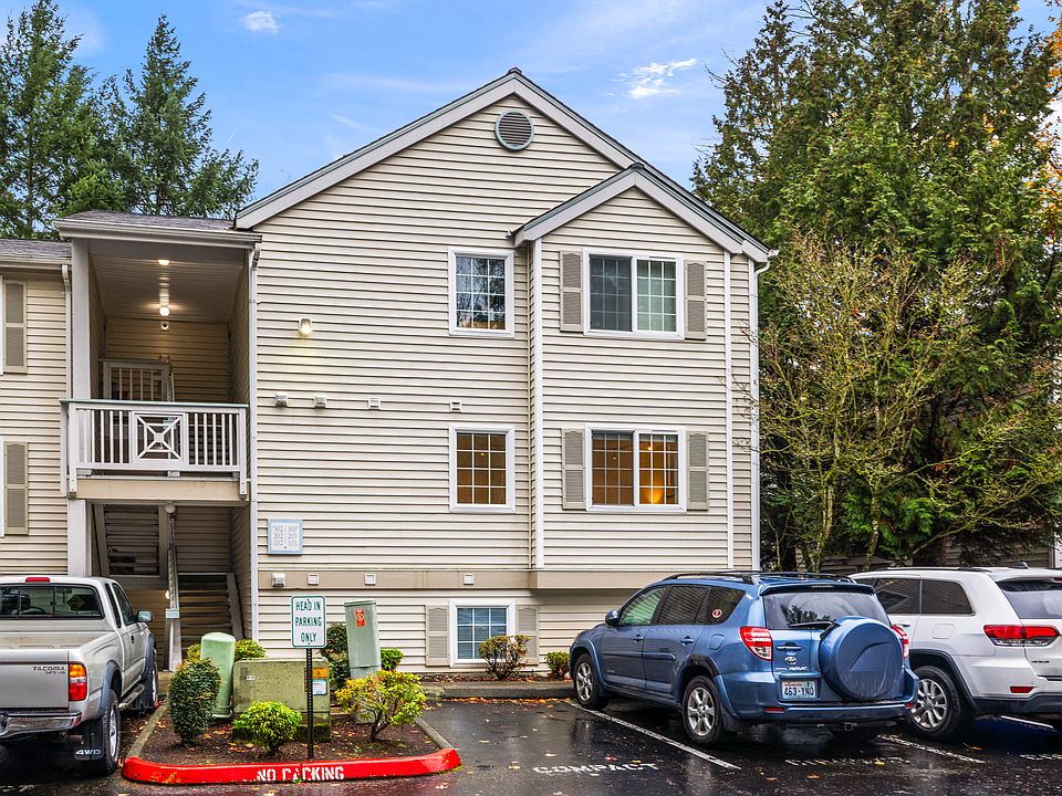 1st image of 1692 118th Ave SE APT A203