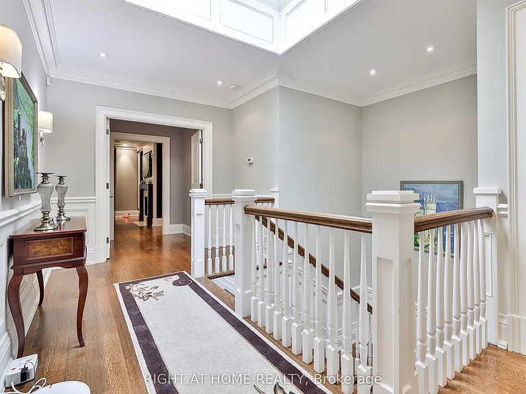 154 Munro Blvd — Photo 17