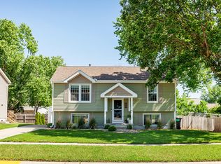 621 Duluth St, Ames, IA 50010