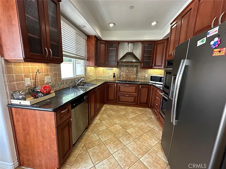270 E Glenarm St — Photo 11