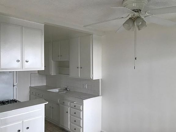 2nd image of 252 S Mentor Ave APT 4