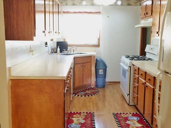 3rd image of 3034 Avenue J