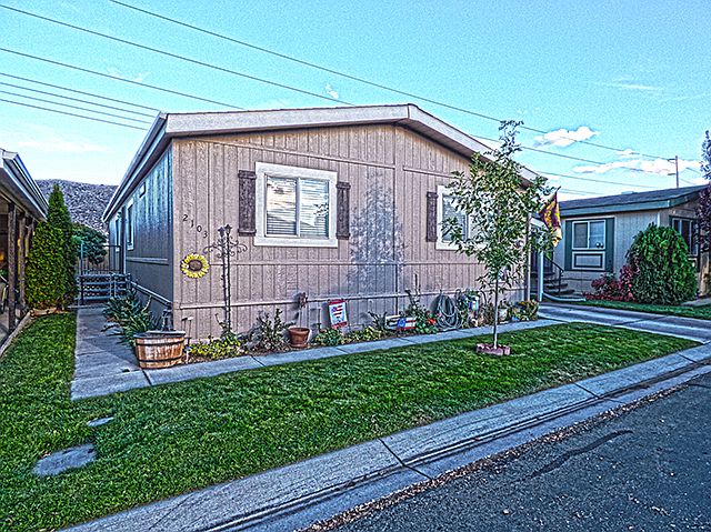 1st image of 2103 Bourgogne St