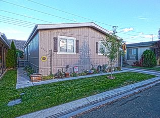 2103 Bourgogne St, Carson City, NV 89701