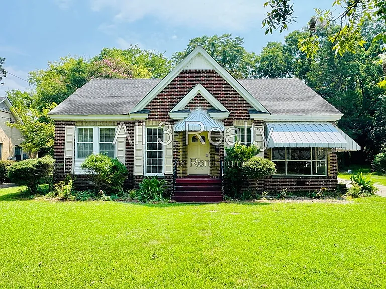 3417 Wellington Rd — Photo 1