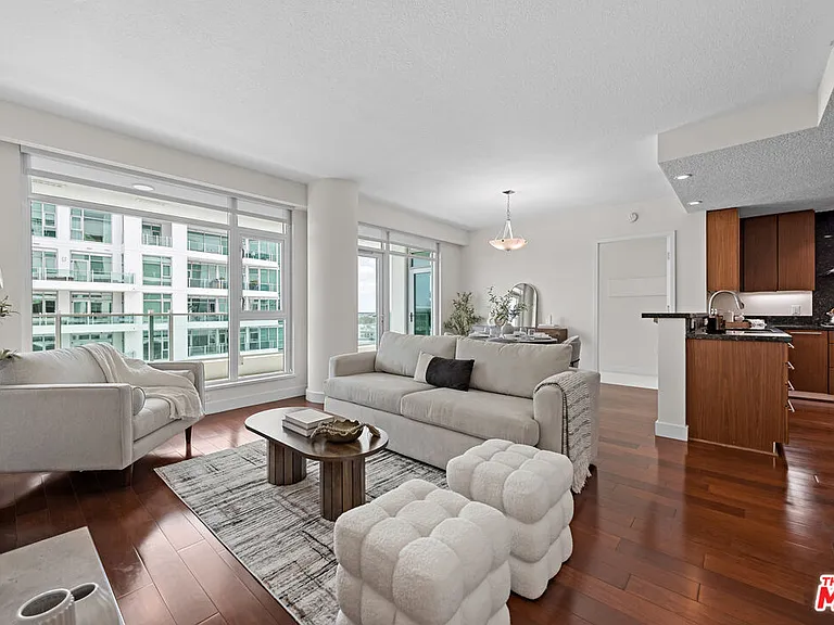 3141 Michelson Dr #1506 — Photo 7