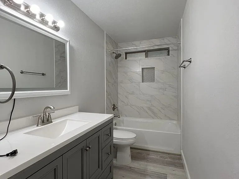 3614 W Tulsa St — Photo 19