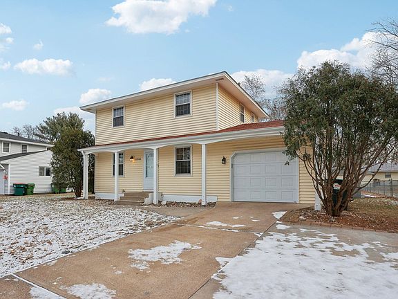 2nd image of 10765 7th St NE